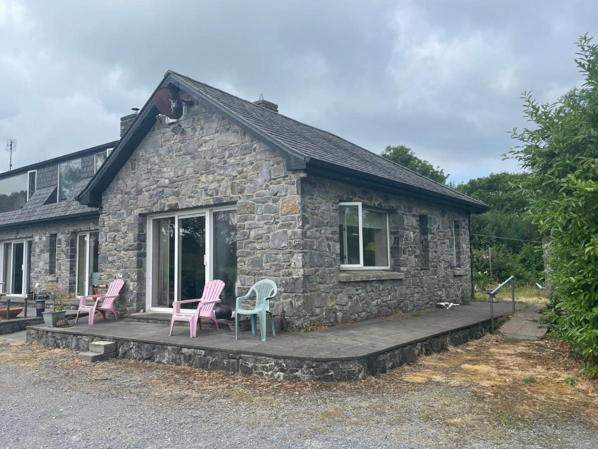 Lakeland Midsummer Lakehouse Oughterard Eksteriør bilde