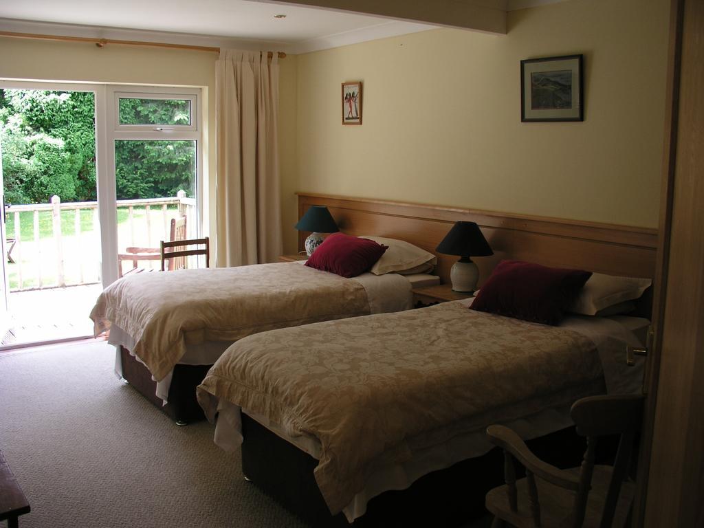 Lakeland Midsummer Lakehouse Oughterard Eksteriør bilde